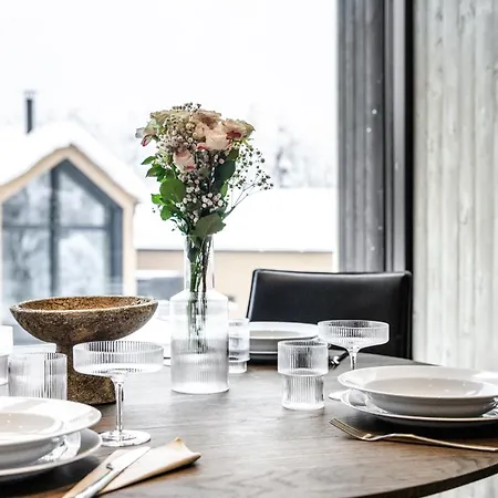 North Serene 18a By Hilla *